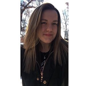 Meet your Posher, Savannah